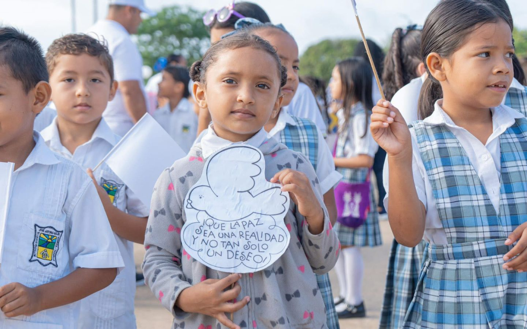 Las instituciones educativas se unen para dar inicio a la Semana por la Paz